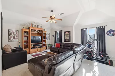 2812 Tranquilo Drive, Grand Prairie, TX 75054 - Photo 19
