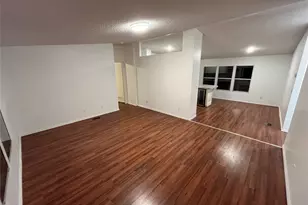 10424 Paradise Cir, Chandler, TX 75758 - Photo 9