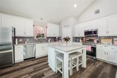 1004 San Jacinto Street, Terrell, TX 75160 - Photo 9