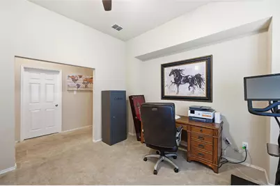 5633 Broken Gap Drive, Fort Worth, TX 76179 - Photo 5