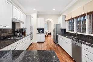 3637 Crestline Rd, Fort Worth, TX 76107 - Photo 15