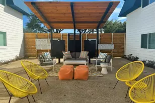 3629 Almazan Dr, Dallas, TX 75220 - Photo 5