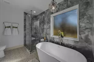 2121 Park St, Greenville, TX 75401 - Photo 13