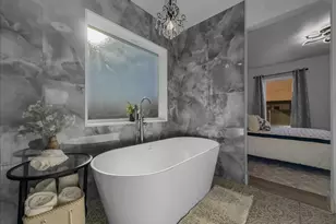 2121 Park St, Greenville, TX 75401 - Photo 11