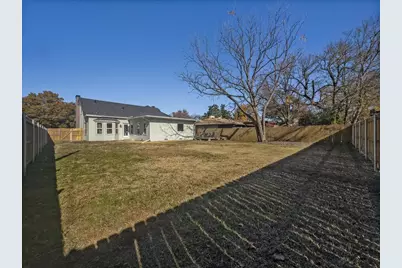 2121 Park Street, Greenville, TX 75401 - Photo 23