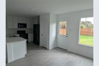 619 Fisher Avenue, Princeton, TX 75407 - Photo 9