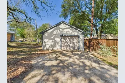 226 S Pinkerton Street, Athens, TX 75751 - Photo 31