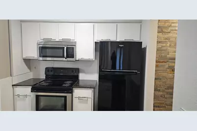 4845 Cedar Springs Road #167, Dallas, TX 75219 - Photo 3