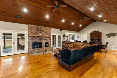 19781 Fm 47, Wills Point, TX 75169 - Photo 11