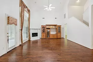 2036 Camelot Dr, Lewisville, TX 75067 - Photo 15