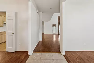 2036 Camelot Drive, Lewisville, TX 75067 - Photo 5