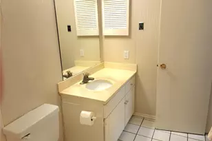 1185 Roaring Springs Rd, Fort Worth, TX 76114 - Photo 9