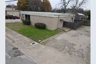 300 N Washington Street, Kaufman, TX 75142 - Photo 3