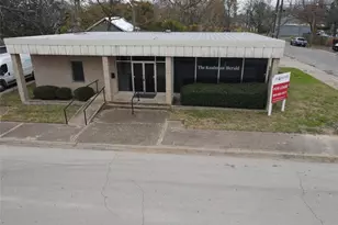 300 N Washington St, Kaufman, TX 75142 - Photo 1