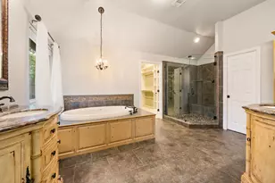 1808 Lakes Edge Blvd, Mansfield, TX 76063 - Photo 23