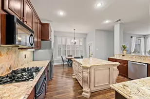 1808 Lakes Edge Blvd, Mansfield, TX 76063 - Photo 17