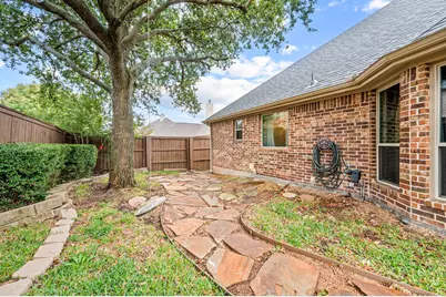 1808 Lakes Edge Boulevard, Mansfield, TX 76063 - Photo 37