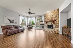 1808 Lakes Edge Blvd, Mansfield, TX 76063 - Photo 13