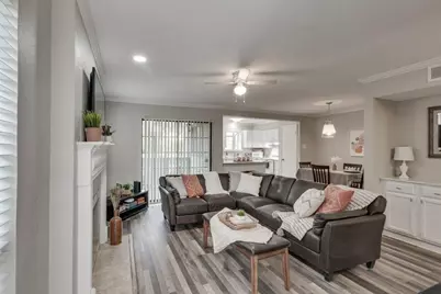 15151 Berry Trail #401, Dallas, TX 75248 - Photo 3