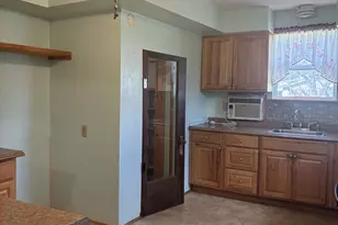 111 Lamar St, Graham, TX 76450 - Photo 11