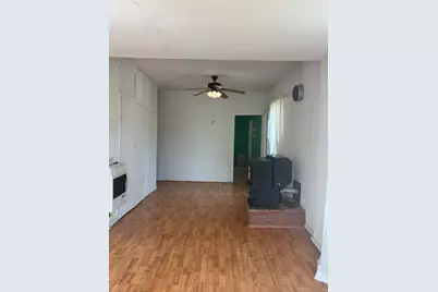 111 Lamar Street, Graham, TX 76450 - Photo 7