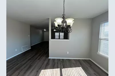 5752 Talons Crest Circle, Fort Worth, TX 76179 - Photo 9