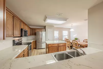 603 Brenda Lane, Euless, TX 76039 - Photo 5