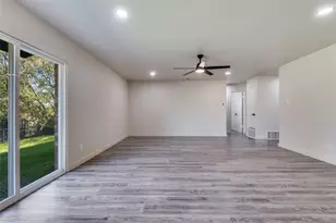 1820 Emerald Dr, Irving, TX 75060 - Photo 11