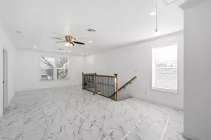 808 E Pecan Ave, Waco, TX 76704 - Photo 17