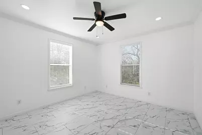 808 E Pecan Avenue, Waco, TX 76704 - Photo 21