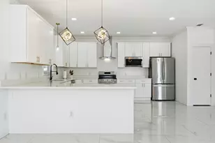 808 E Pecan Ave, Waco, TX 76704 - Photo 11