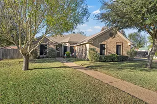 142 Phillip Cir, Hewitt, TX 76643 - Photo 3