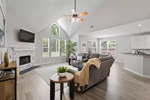 3905 Park Wood Dr, Corinth, TX 76208 - Photo 5