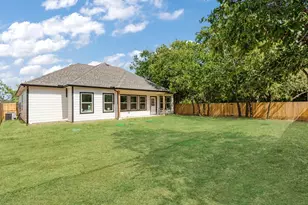 2411 Mercedes, Granbury, TX 76048 - Photo 23