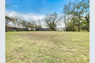 4702 Dee Court, Fort Worth, TX 76135 - Photo 15