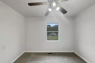 4702 Dee Ct, Fort Worth, TX 76135 - Photo 13