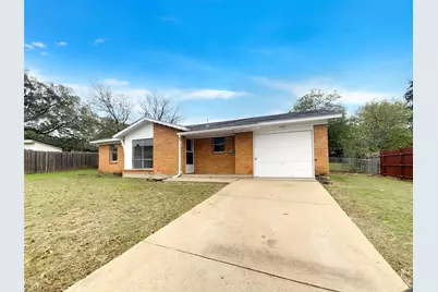 4702 Dee Court, Fort Worth, TX 76135 - Photo 7