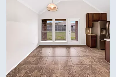 2206 Blue Bayou Drive, Dallas, TX 75253 - Photo 9