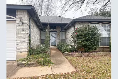 6202 Sandstone Drive, Arlington, TX 76001 - Photo 5