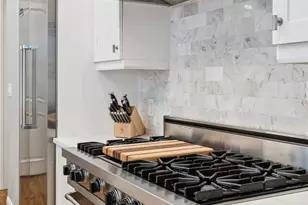 409 E 7th St, Fort Worth, TX 76102 - Photo 21