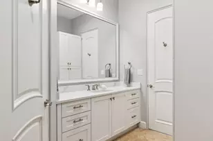 409 E 7th St, Fort Worth, TX 76102 - Photo 35