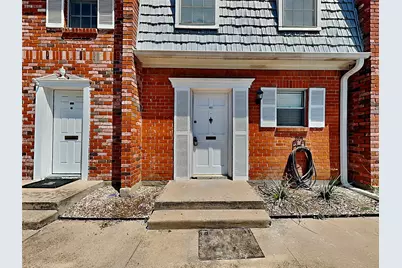 931 Roaring Springs Road, Fort Worth, TX 76114 - Photo 1