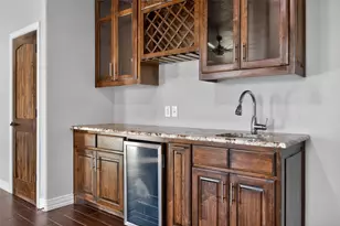 306 Garden Ct, Springtown, TX 76082 - Photo 35