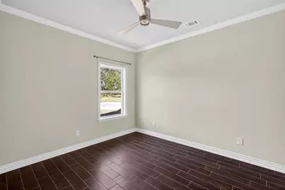 306 Garden Court, Springtown, TX 76082 - Photo 31