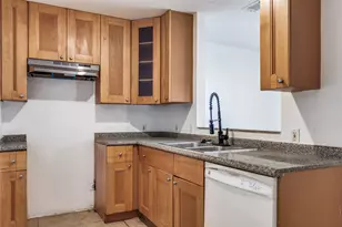 7630 Anson Cir, Dallas, TX 75235 - Photo 13