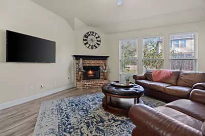 5640 Spirit Lake Drive, Fort Worth, TX 76179 - Photo 5