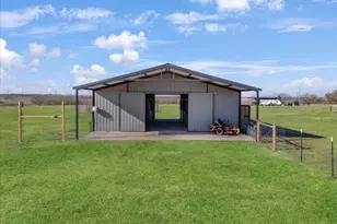 170 Dollie Rd, Grandview, TX 76064 - Photo 31