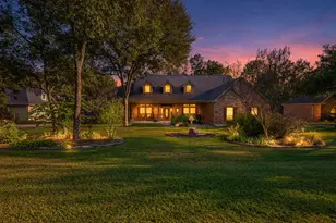 1838 Plum Creek Dr, Midlothian, TX 76065 - Photo 1