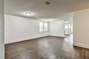 16600 Jasmine Springs Dr, Fort Worth, TX 76247 - Photo 3