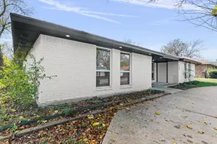 240 Wesley Dr, DeSoto, TX 75115 - Photo 3